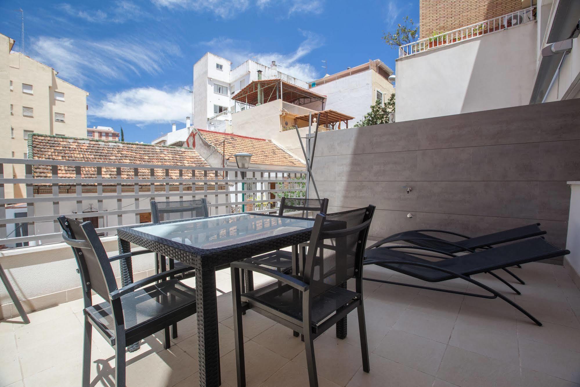 Апартаменты Malaga Andes Экстерьер фото
